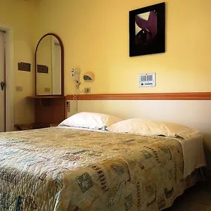 3* Hotel Fior Di Pino
